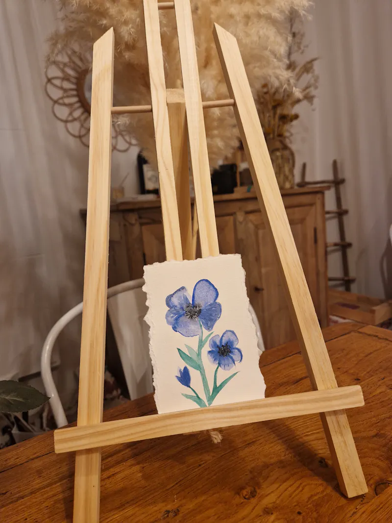 Chevalet fleur bleue