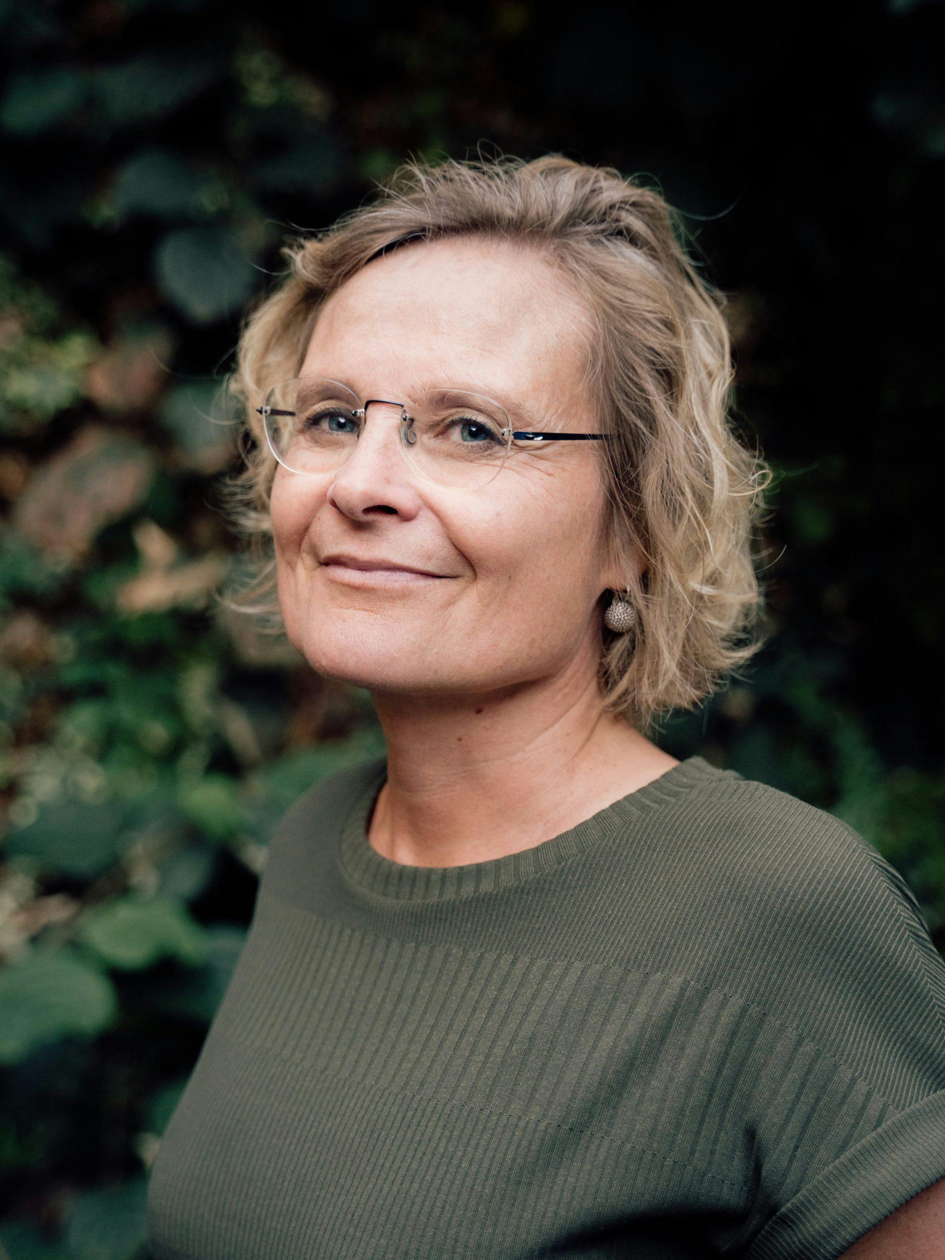 Karin Bruynesteyn, Arts- therapeut & counselor
