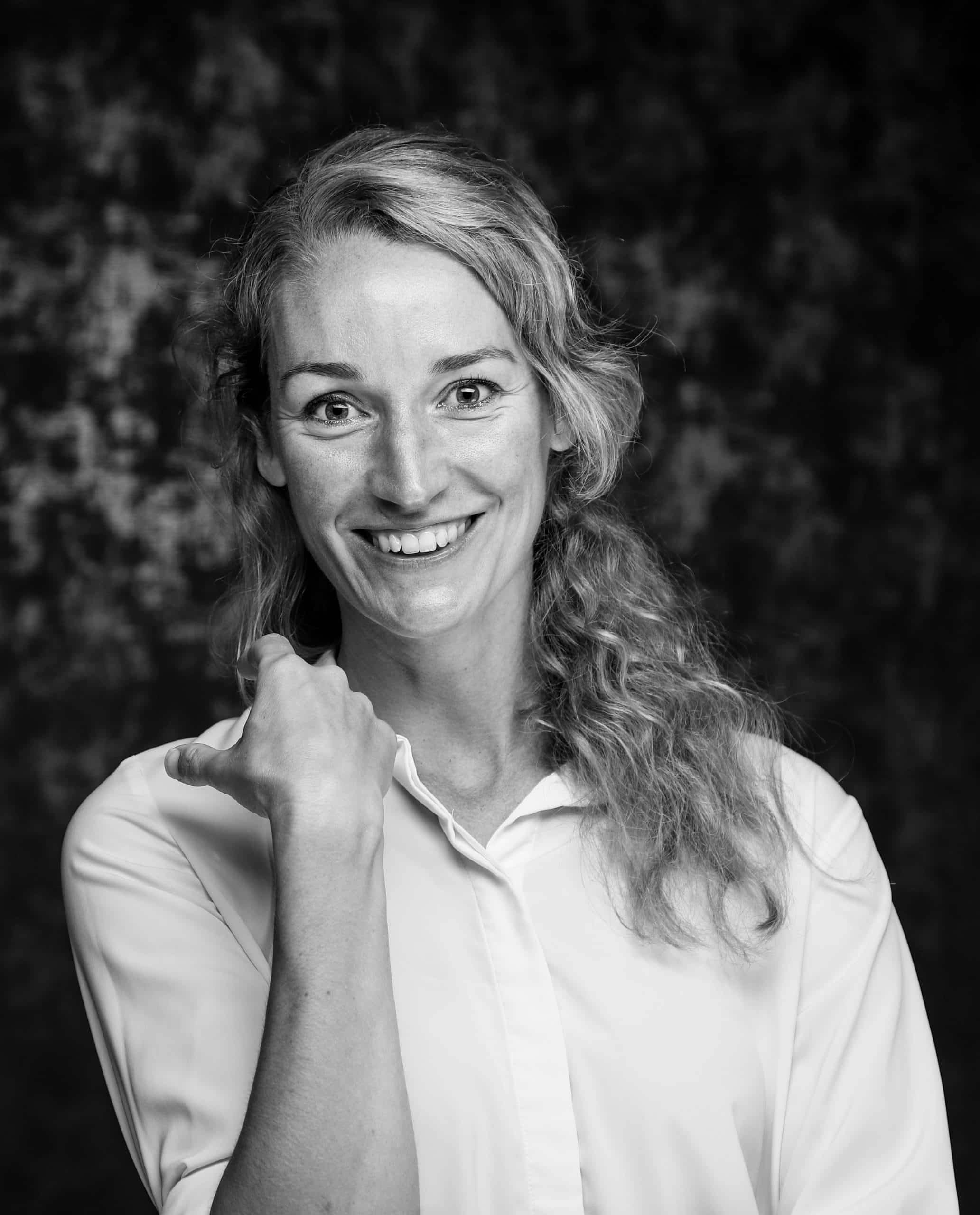 Annemieke van der Gronden, Opleidingskundige & trainer/coach