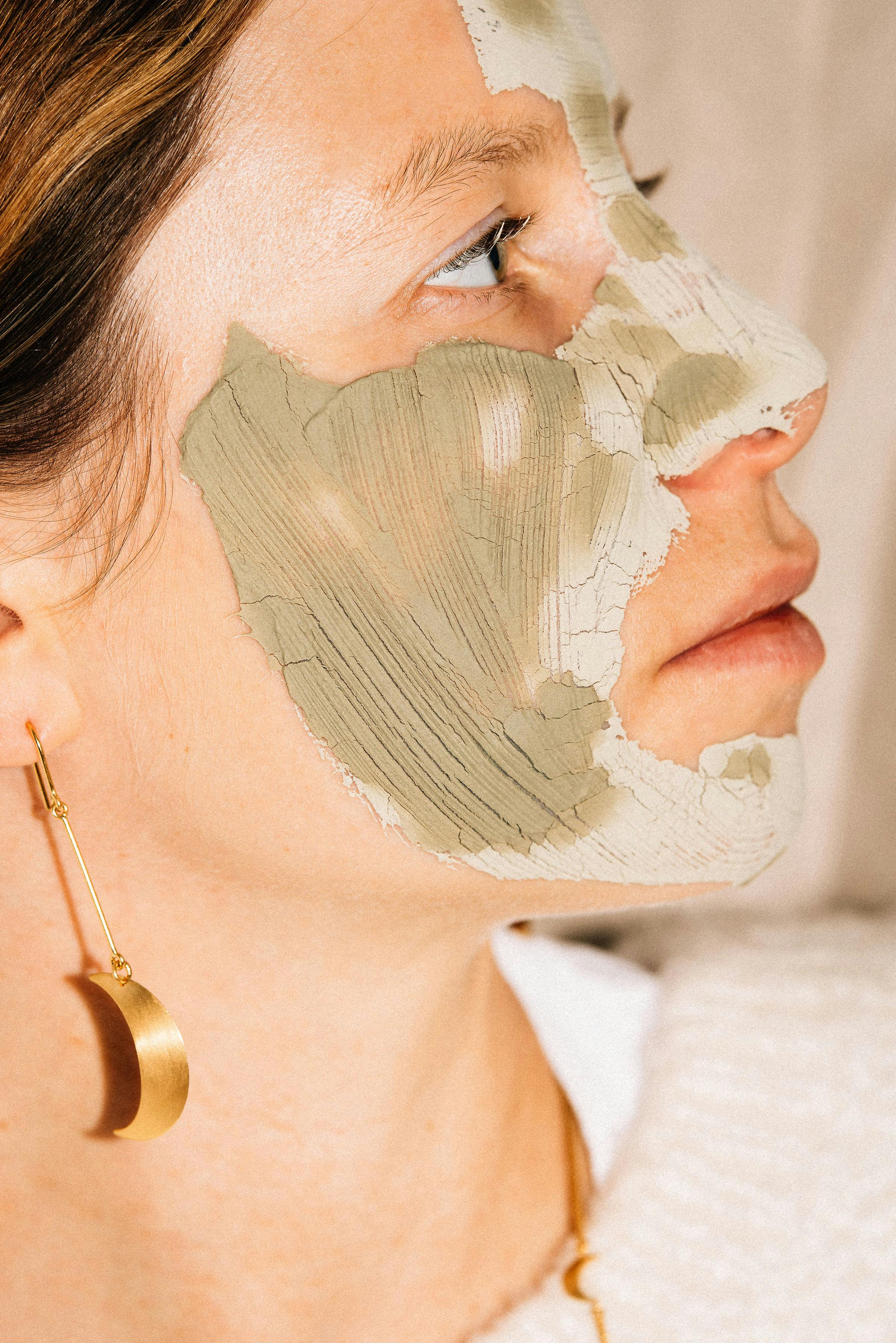 Endlich mal dick auftragen: die perfekte Gesichtsmasken-Routine