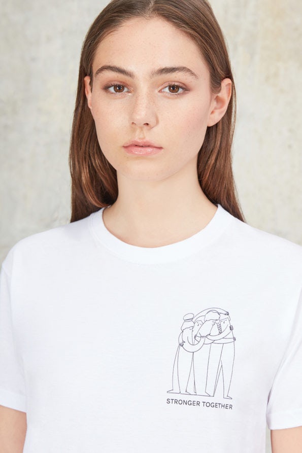 Beige-News-Neuigkeiten-Mode-Fashion-April-1-2020-Sabinna-Stronger-Together