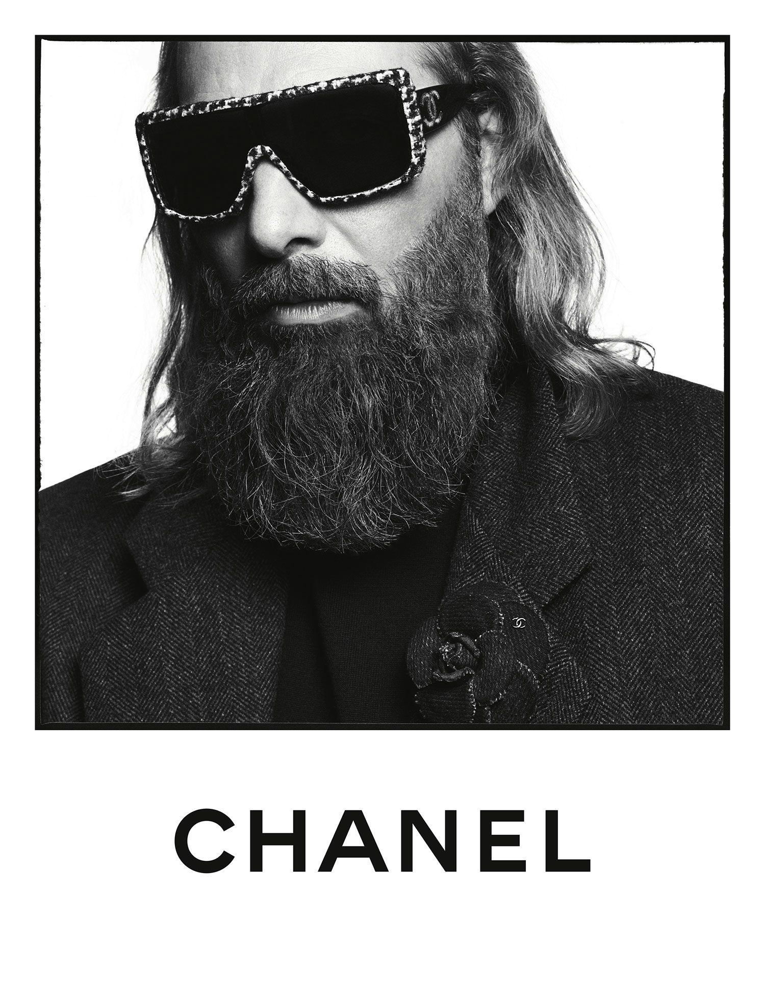 Beige-Mode-Fashion-News-Chanel-Sunglasses-New-Campaign-Sonnenbrillen-Sebastian-Tellier