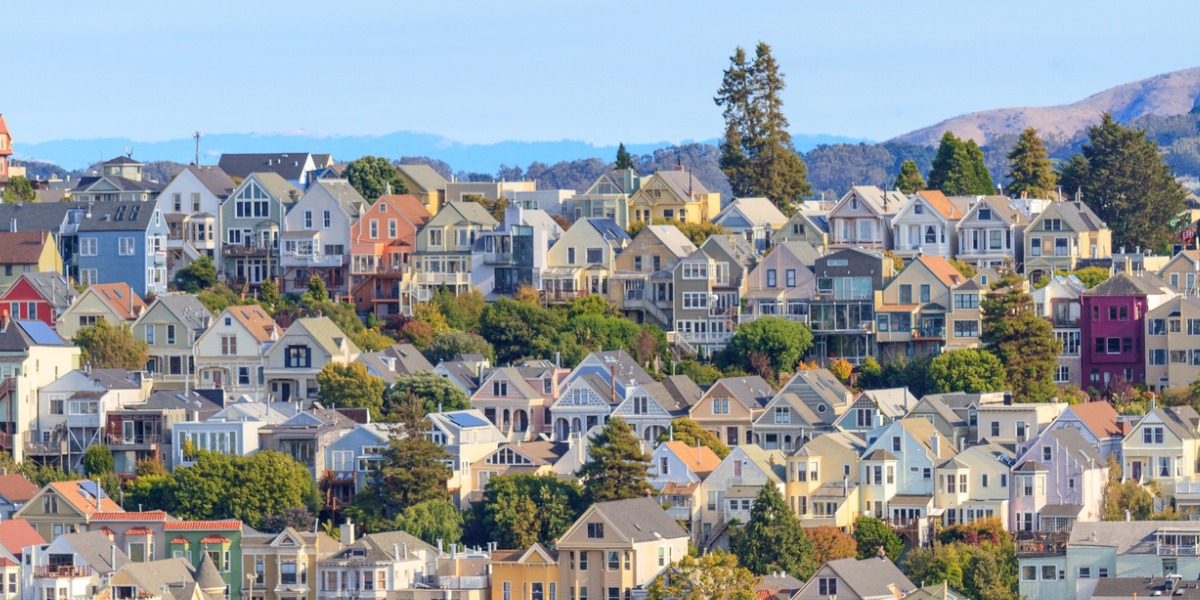 Image of homes in SF's Bay Area. How much should you charge for rent in the Bay Area?