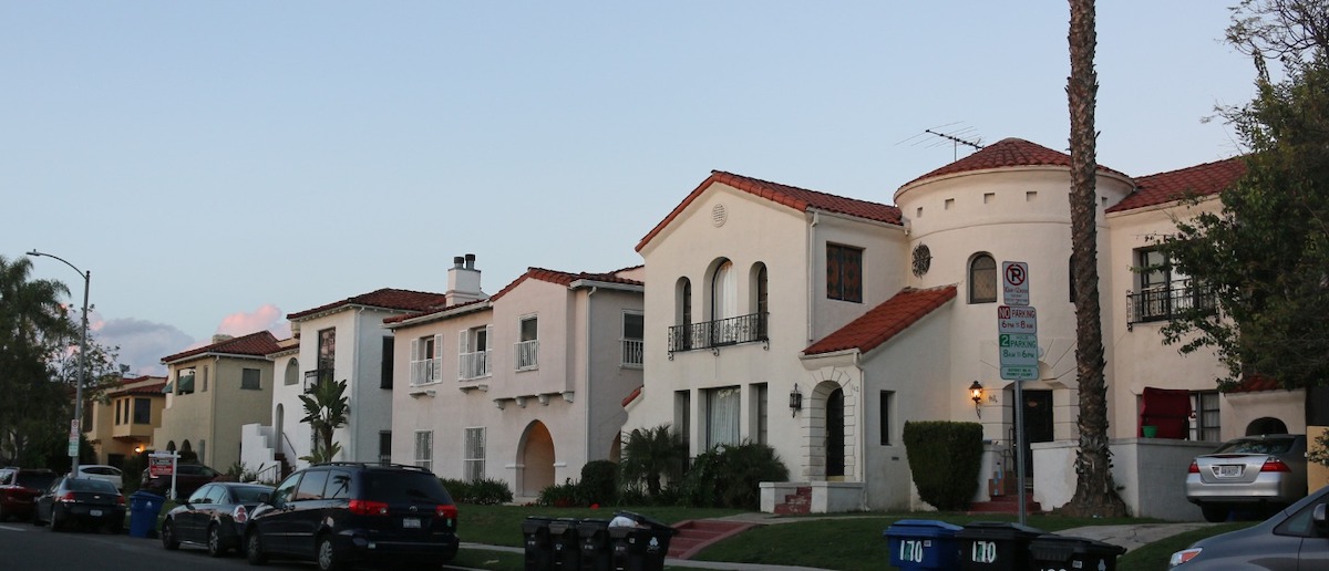 A photo of a residential street in LaBrea, California. Learn more about investing in real estate in Los Angeles. 