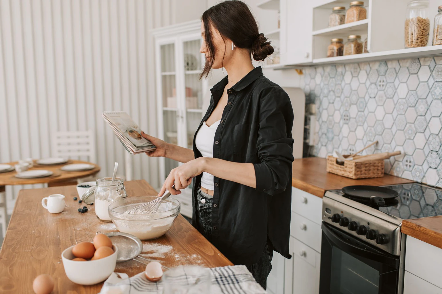 How Do I Deal with a Tenant Who Pays Rent Late?