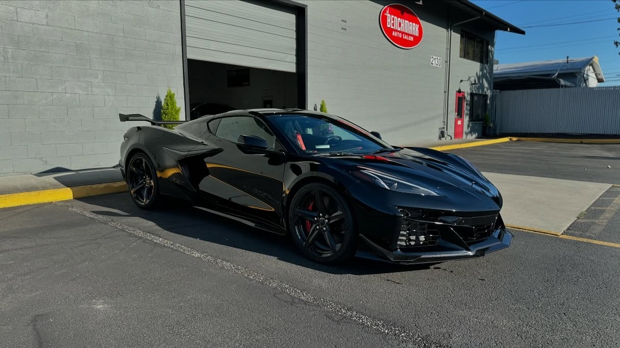 car outside benchmark auto solan