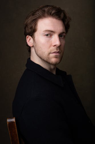 headshot photography of a London actor