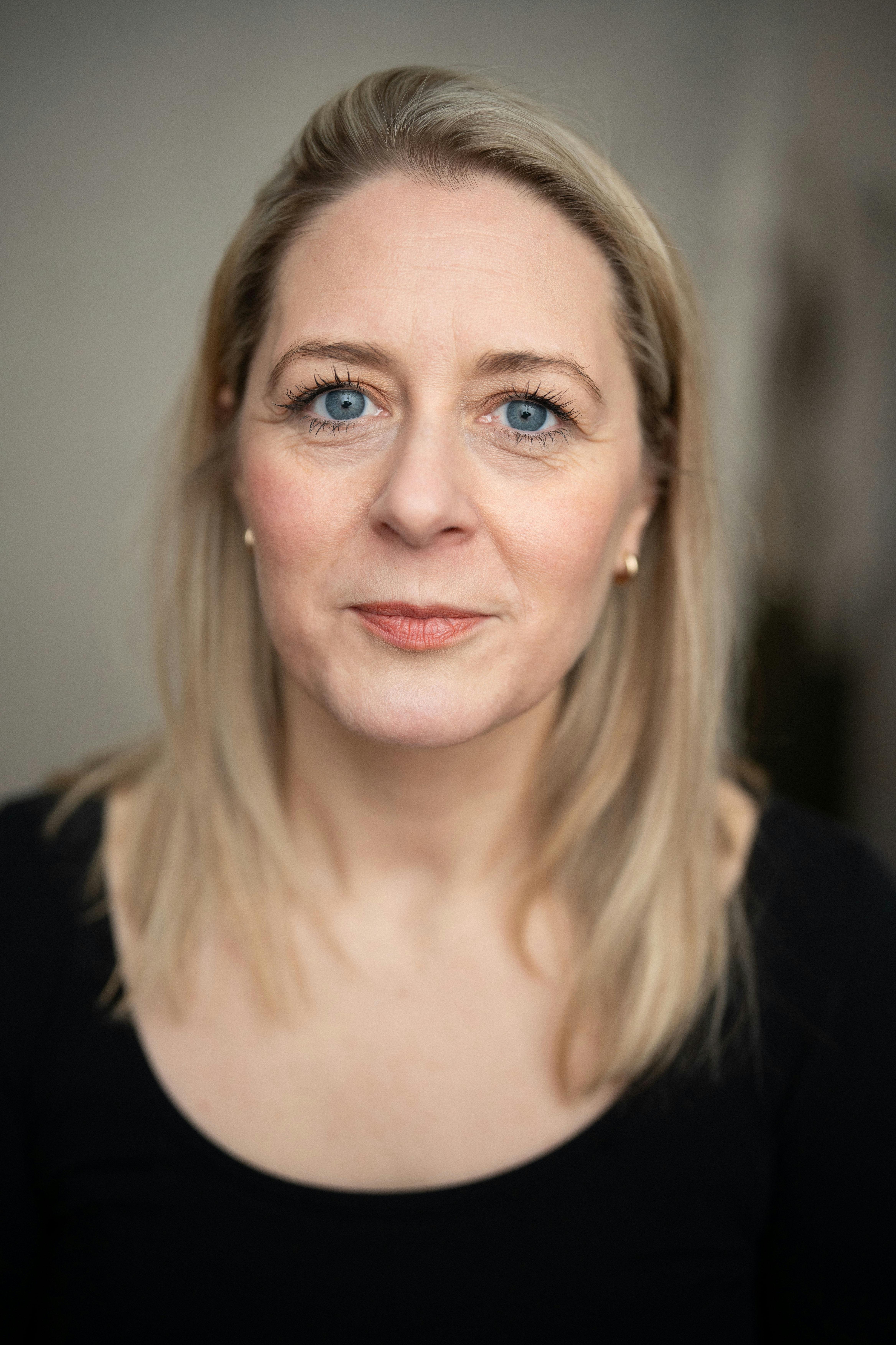 professional headshot of a London actor