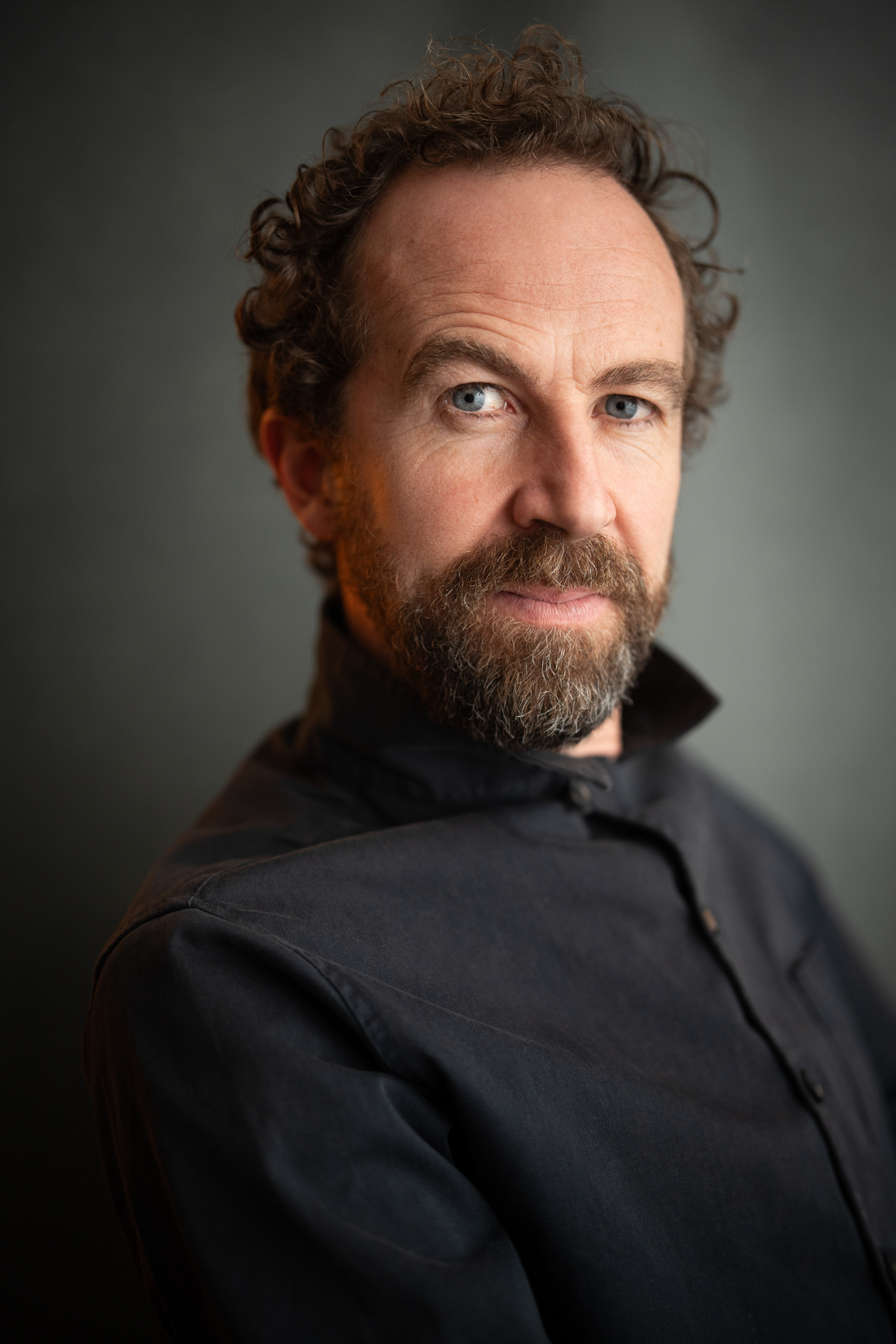 actors headshot by a professional photographer