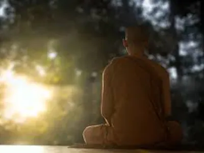 Giác Ngộ Không Xa - Chỉ Cần Hiểu Đúng Để Sống Tự Tại Giữa Đời Thường