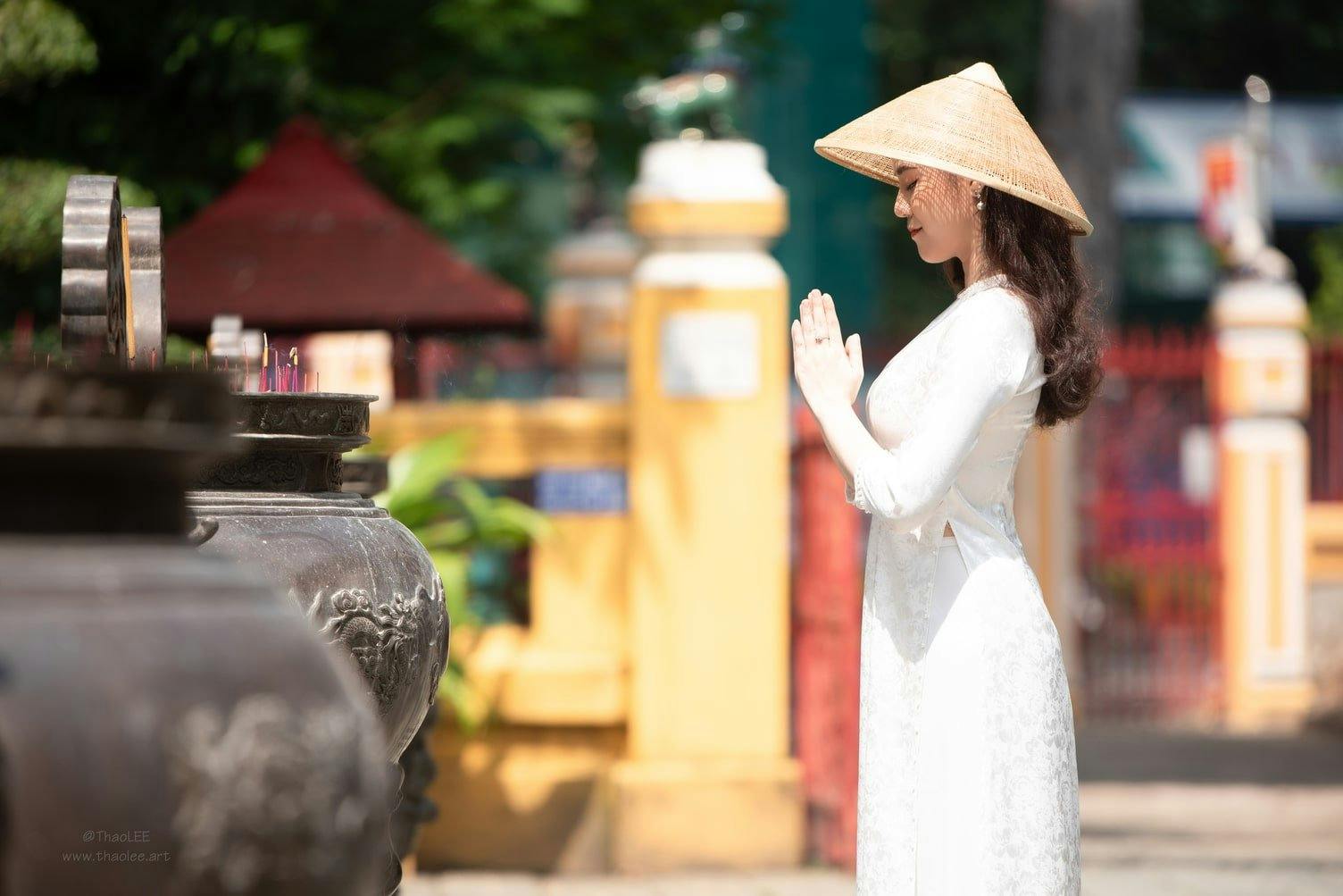 Trang phục phù hợp khi đi lễ Phật