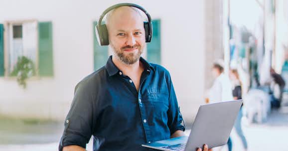New Research Reveals Job Seekers Are Easily Swayed Into New Roles, Craving Flexibility, Transparency, and Pay Equity