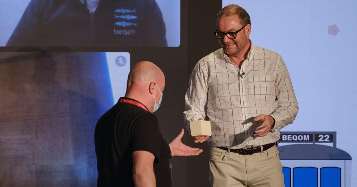 Employee receiving an award