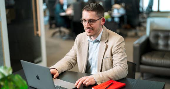L’IA au Service de la Gestion des Rémunérations : Fidéliser et Booster la Productivité