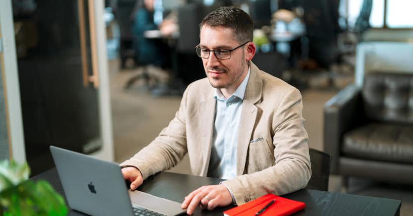 man working in the computer