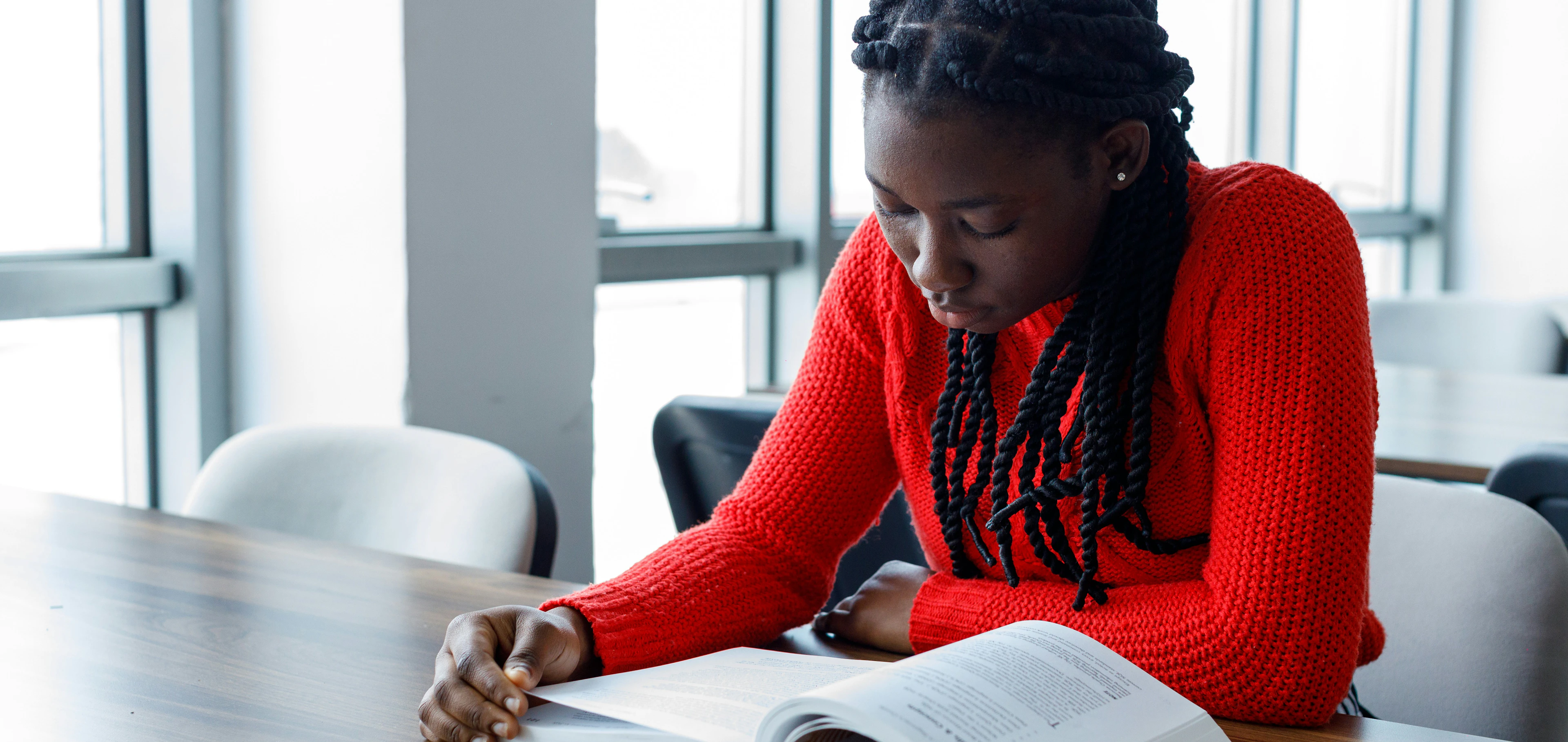 Student reading book