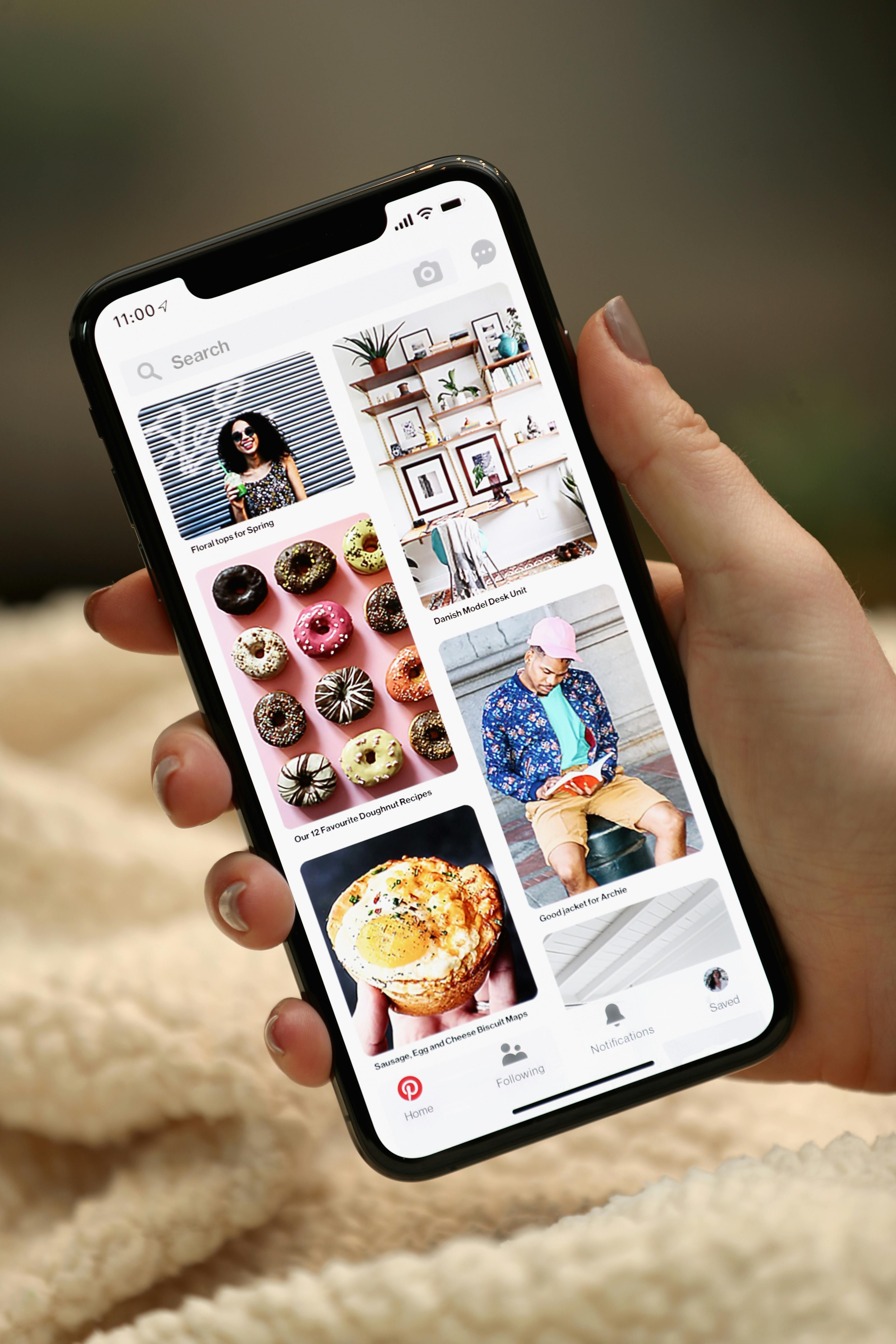 Snapchat Reported Accelerating Growth. Here's What to Expect From Pinterest
