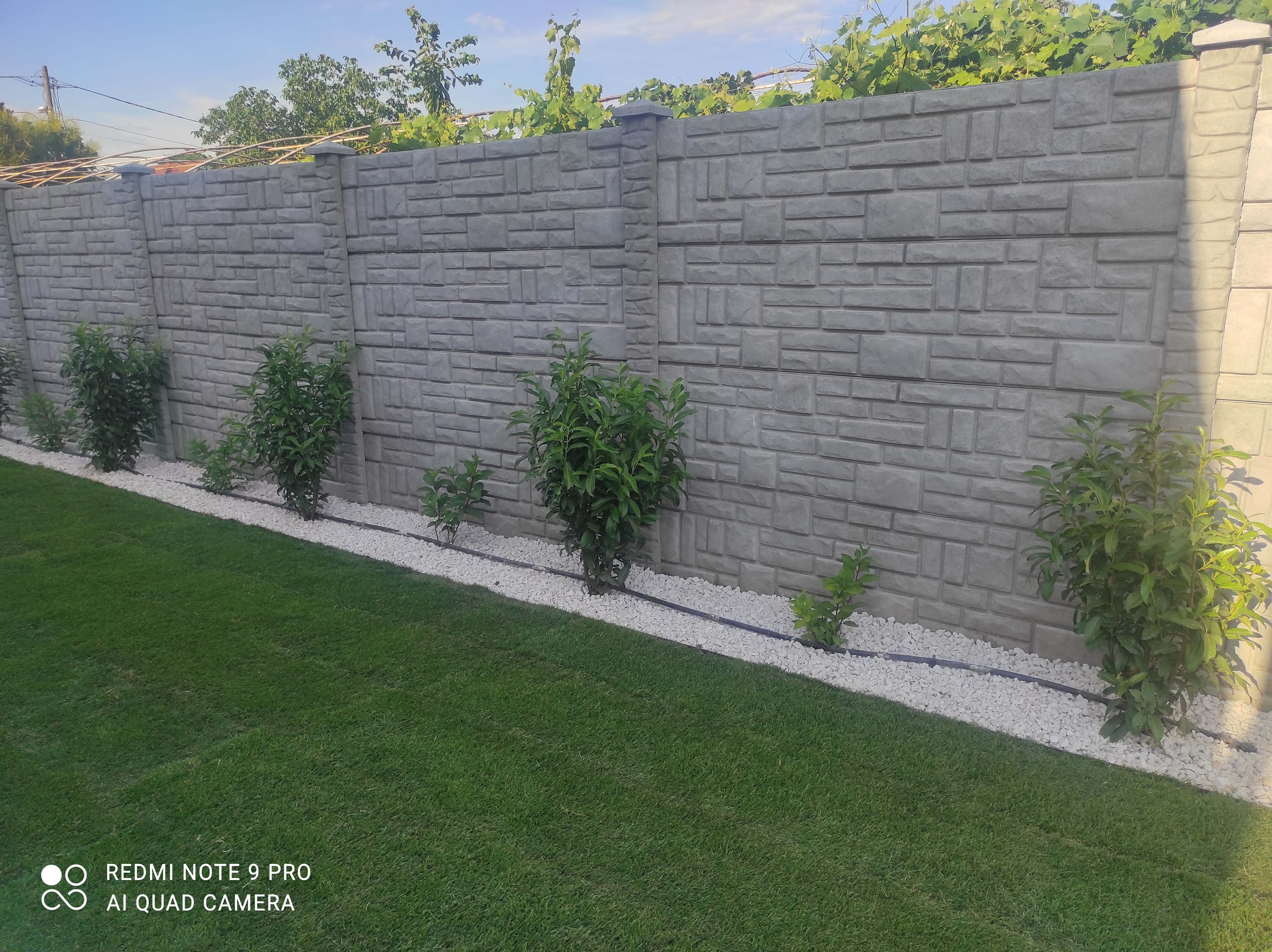 Mozaik minta szürke színben