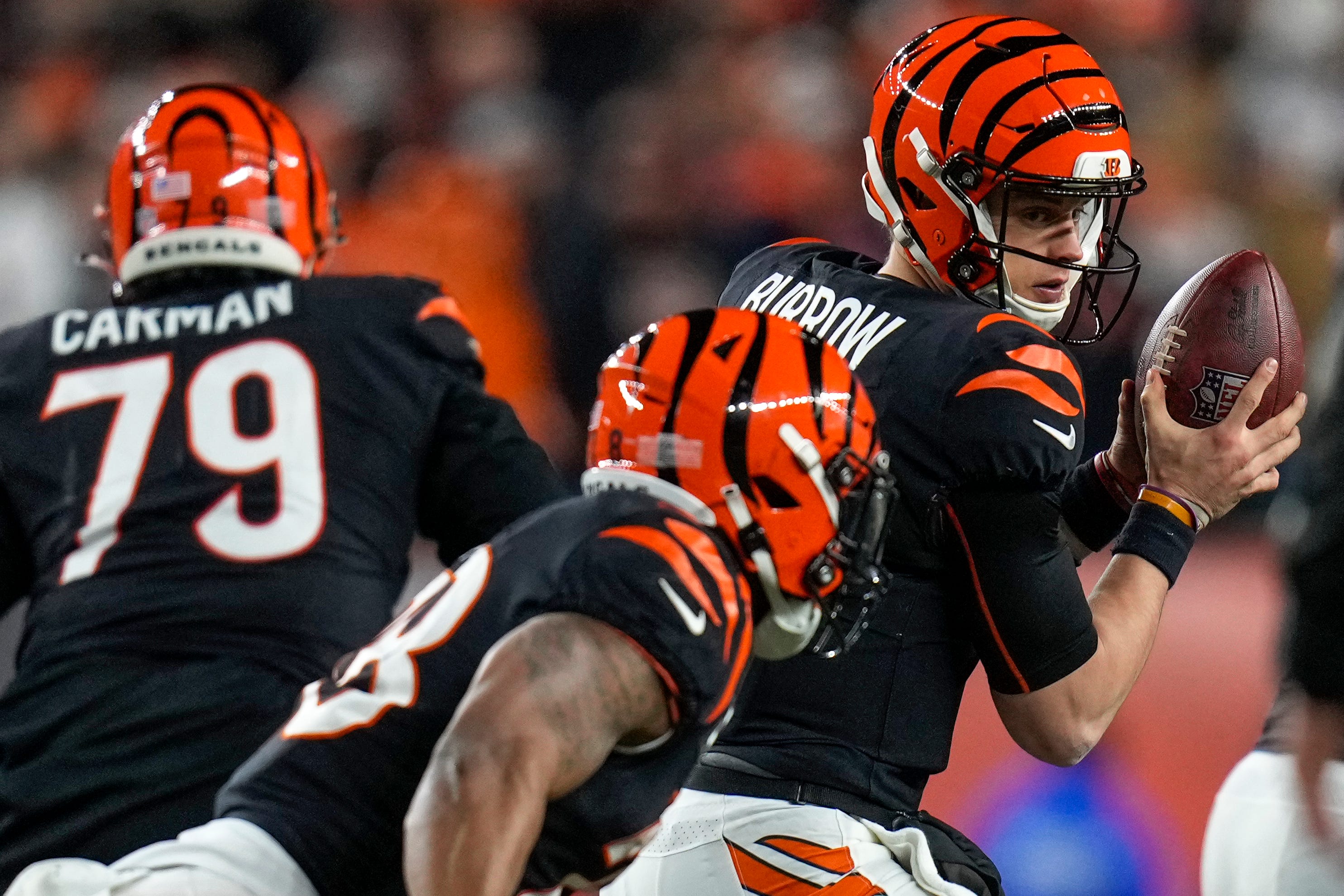 NFL Trends And Picks For Divisional Round: Featuring Bengals, 49ers & Chiefs