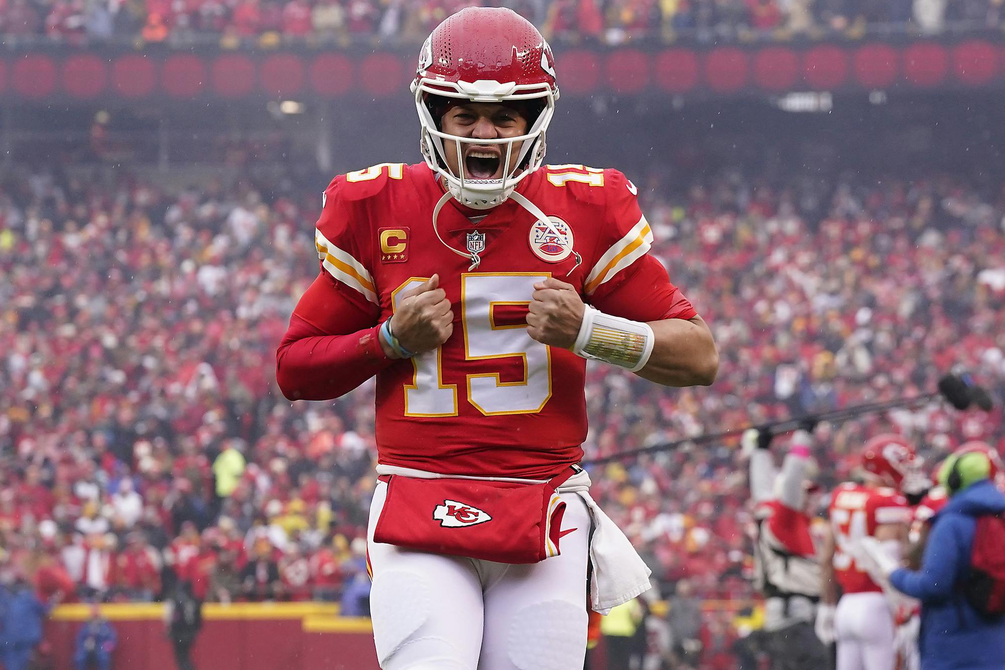 Jets vs. Chiefs Player Props: Picks for Mahomes, Wilson, and Kelce