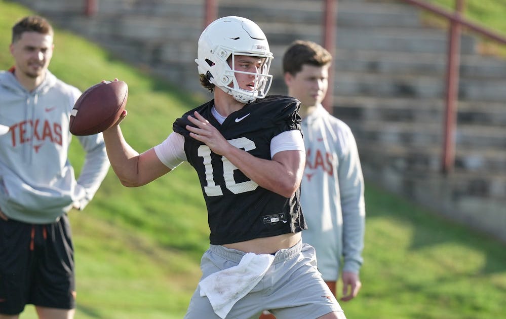 Arch Manning Deep Sleeper Pick For 2024 Heisman Trophy BetQL