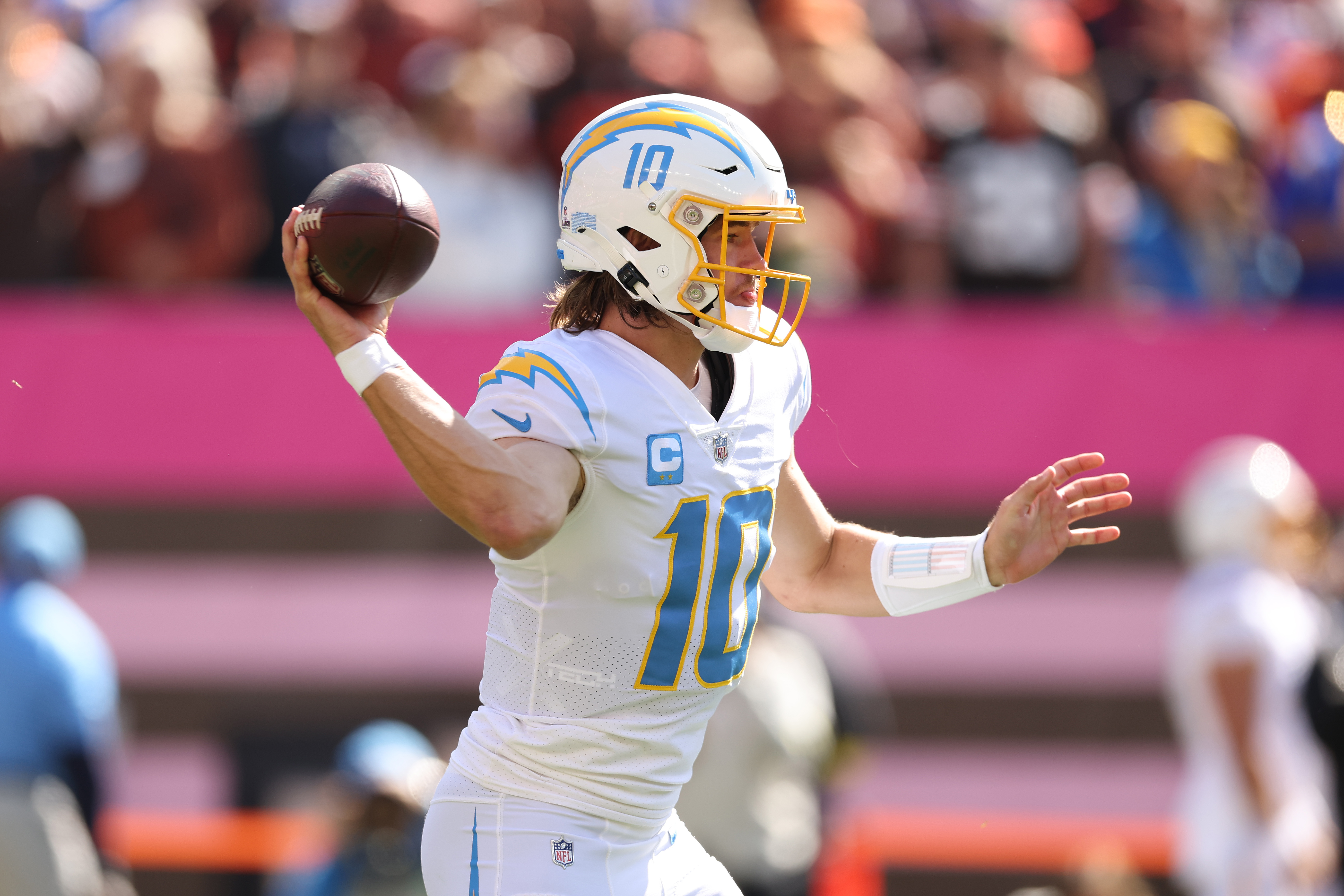 Key Broncos-Chargers MNF Week 6 Trends & Stats from BetMGM