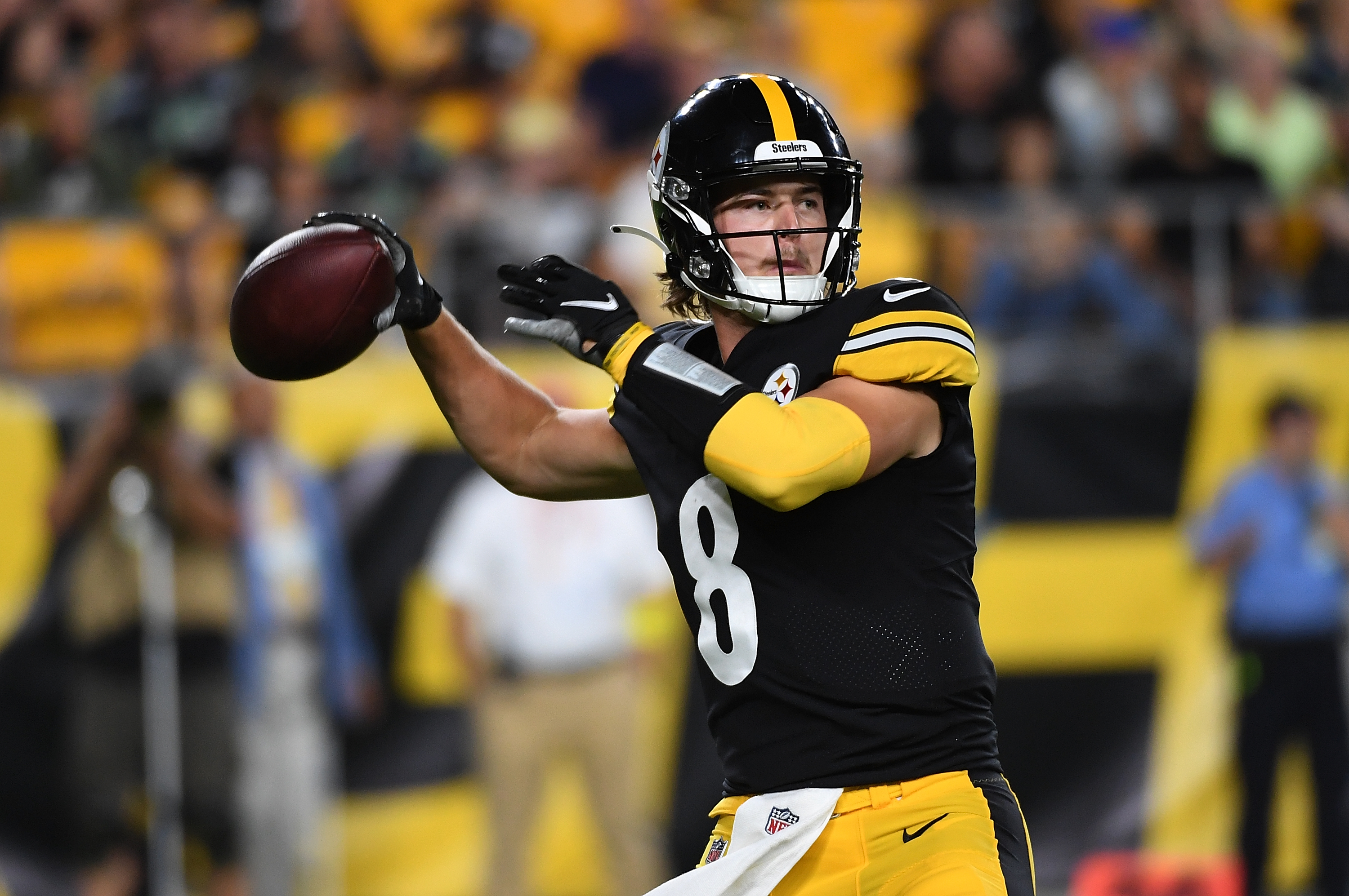 Mike Tomlin Praises Kenny Pickett After First Preseason Game