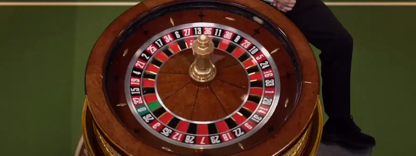 Diamond Roulette Background