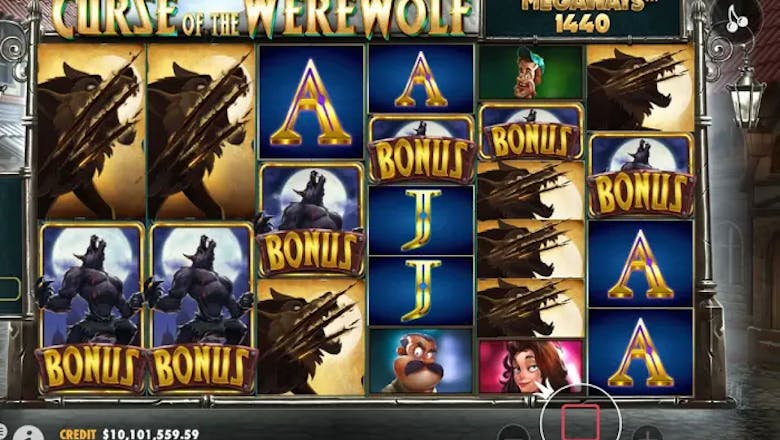 curse of the werewolf megaways gameplay screenshot