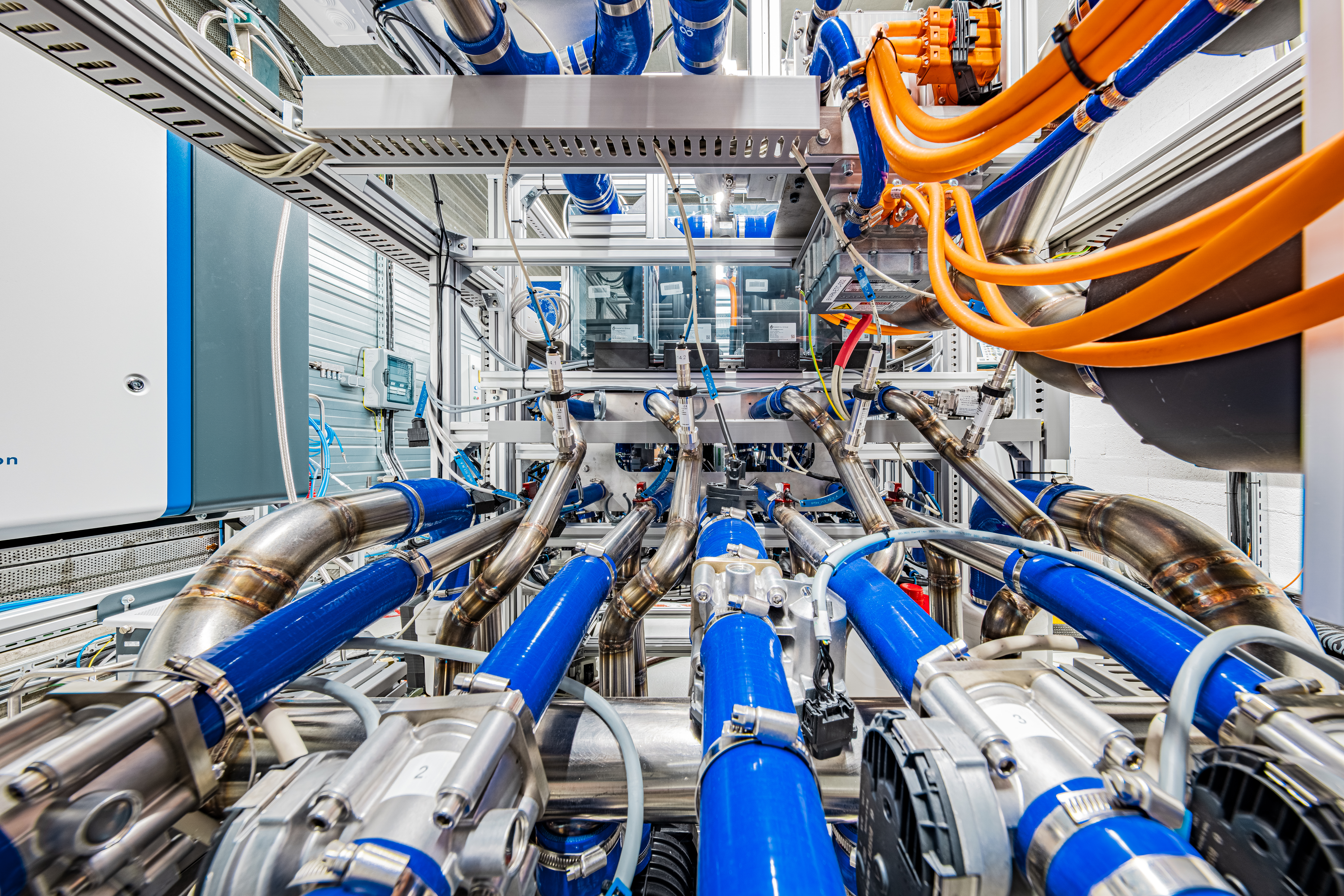 Hydrogen-Electric Powertrain Bench Tested By Beyond Aero