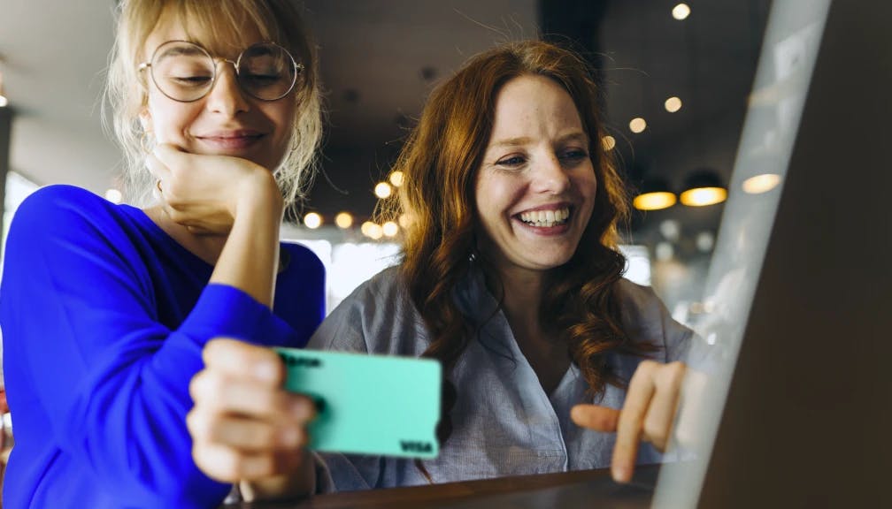 banque en ligne bforbank femmes qui paient