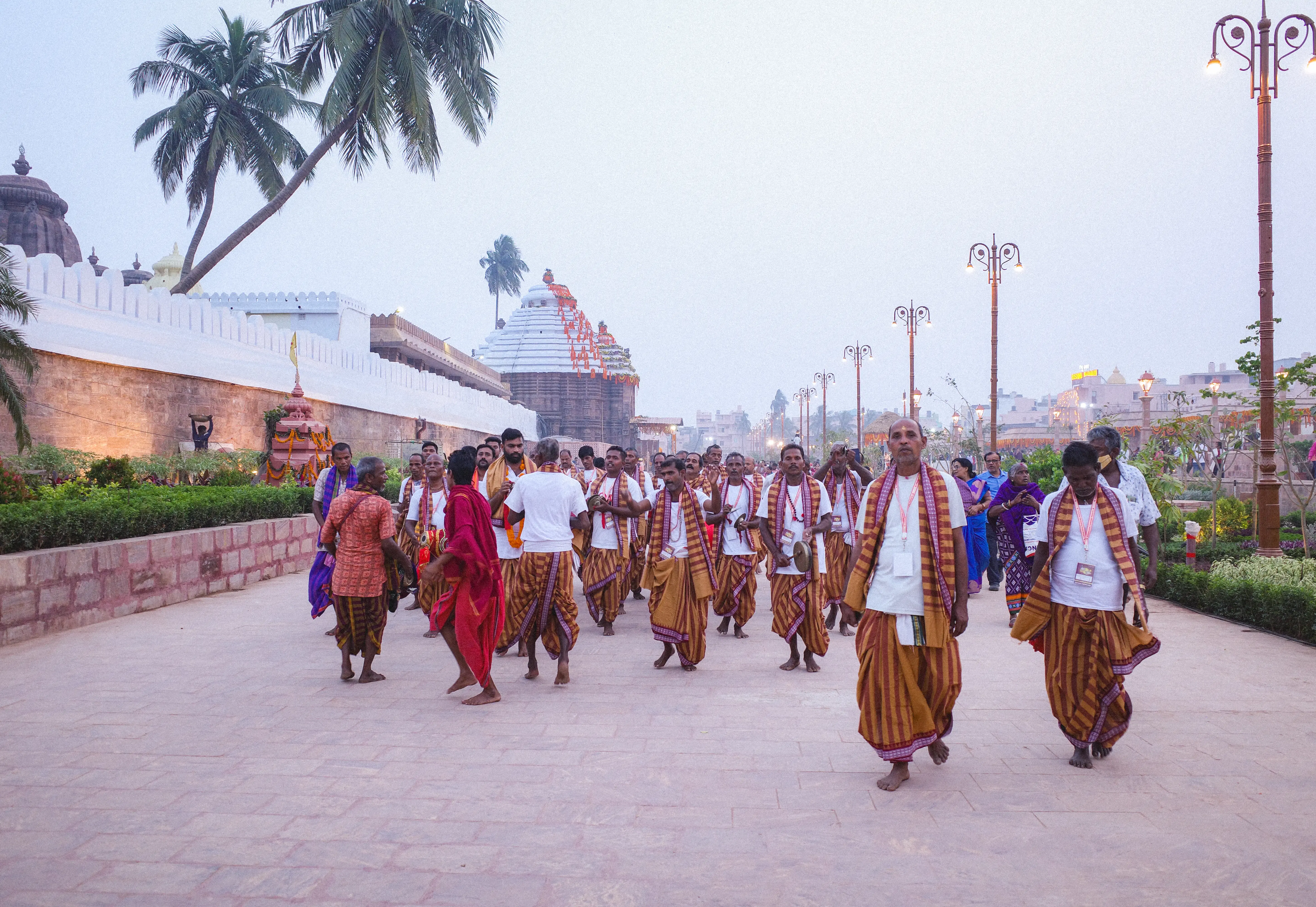 PILGRIMS ceremonial PROCESSION