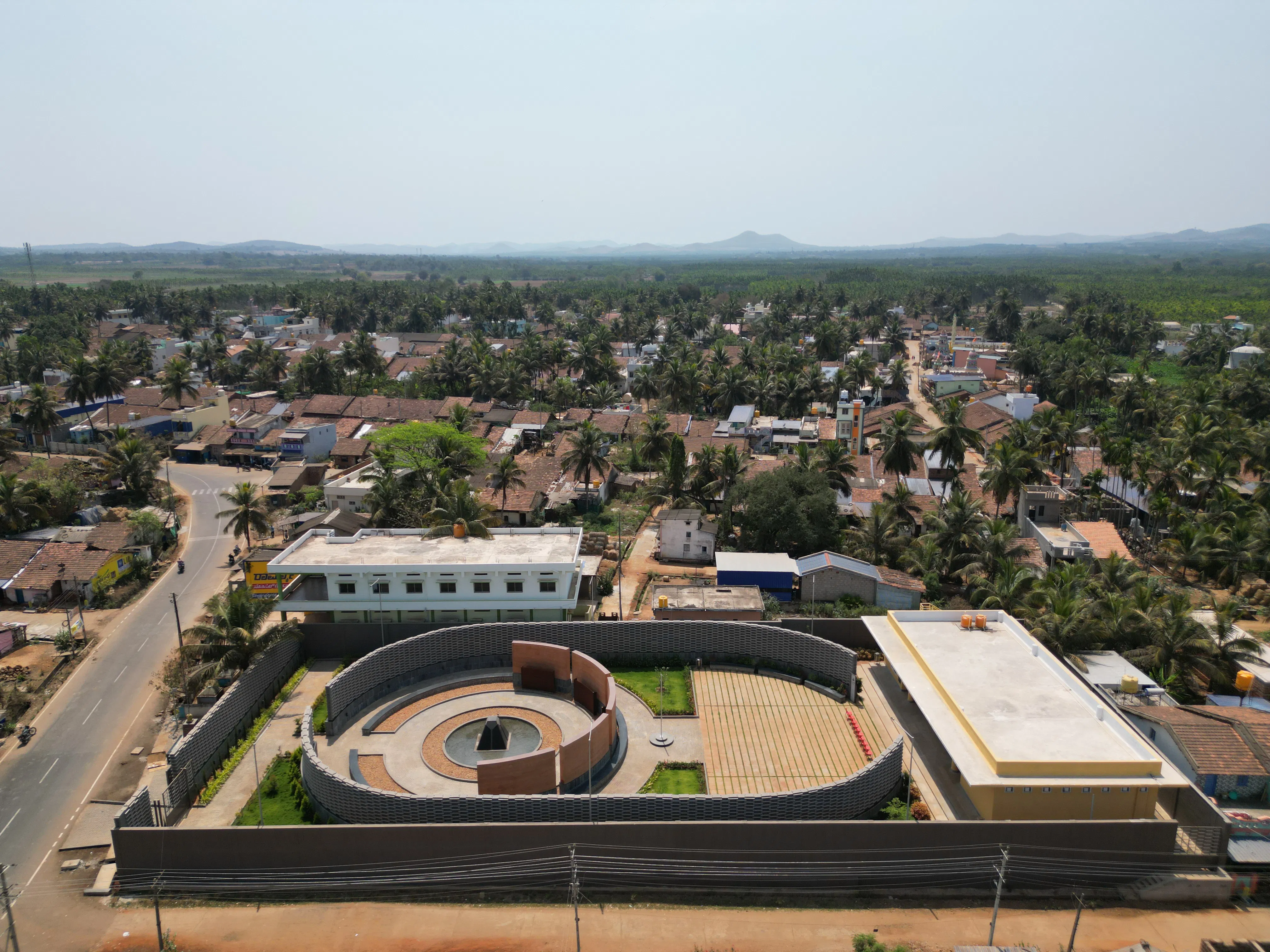AERIAL VIEW OF THE MEMORAL IN THE VILLAGE CONTEXT