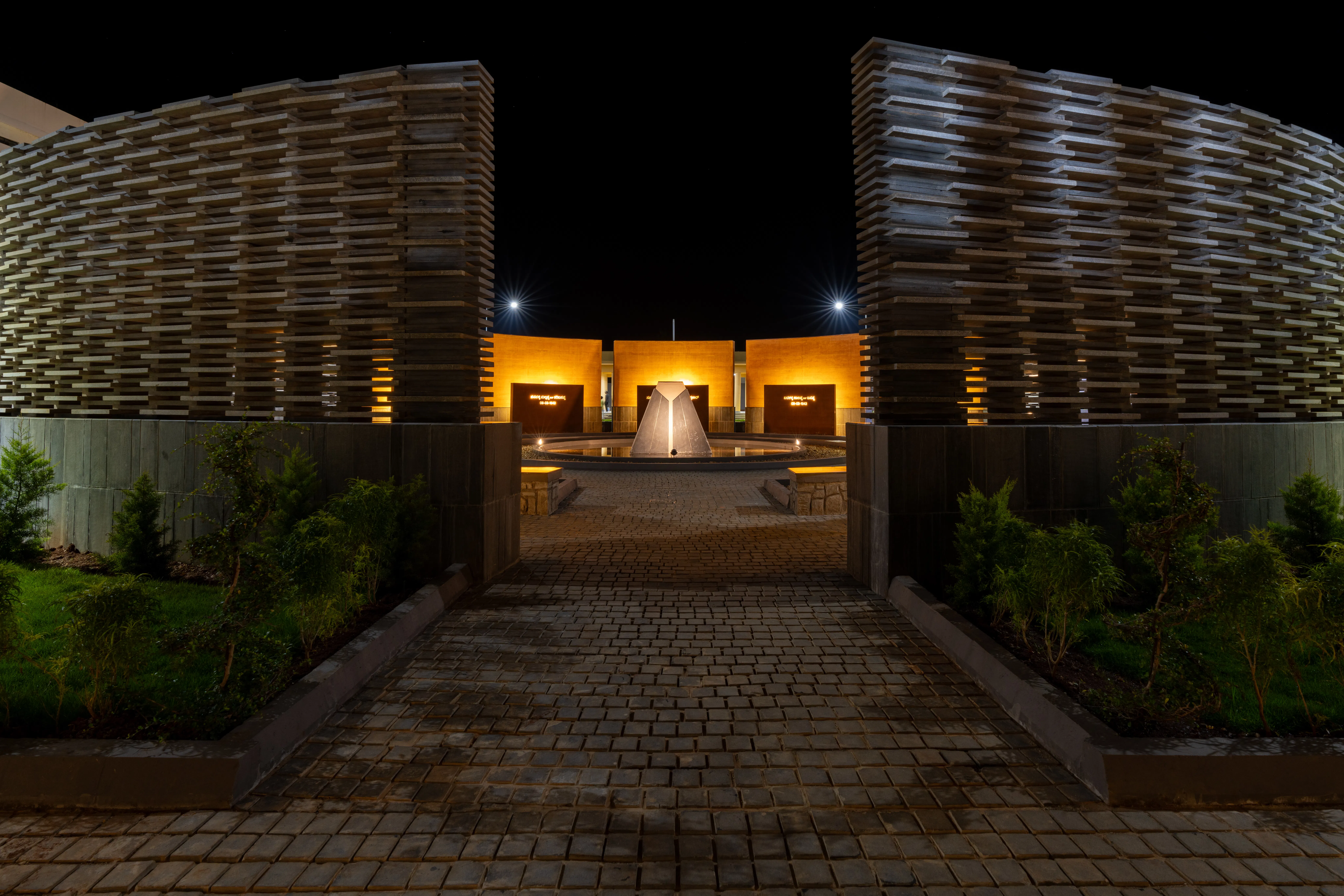 VIEW OF SMARAKA DURING NIGHT