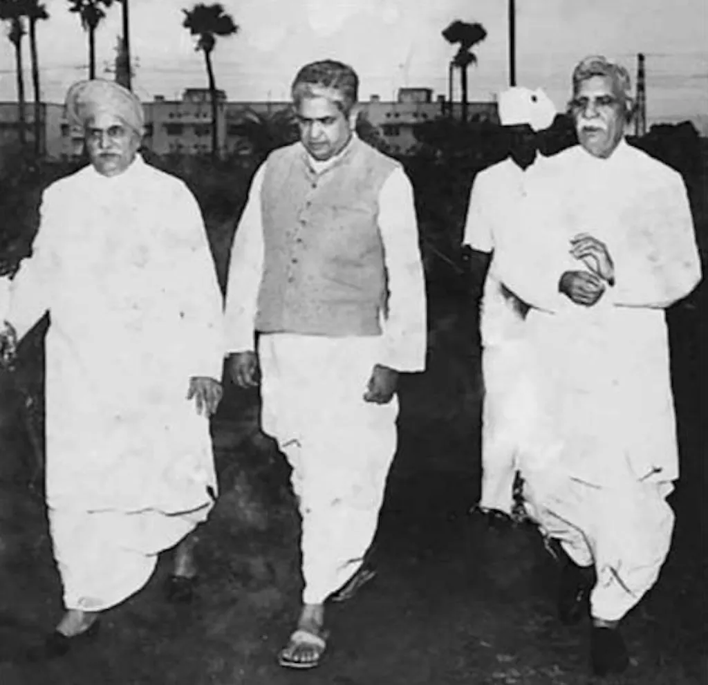 With Mr. Mohanmull Chordia (Padmashri) and Mr. Mohanlal Sukhadia (Centre), Chief Minister of Rajasthan at Jain College, Madras, 1967