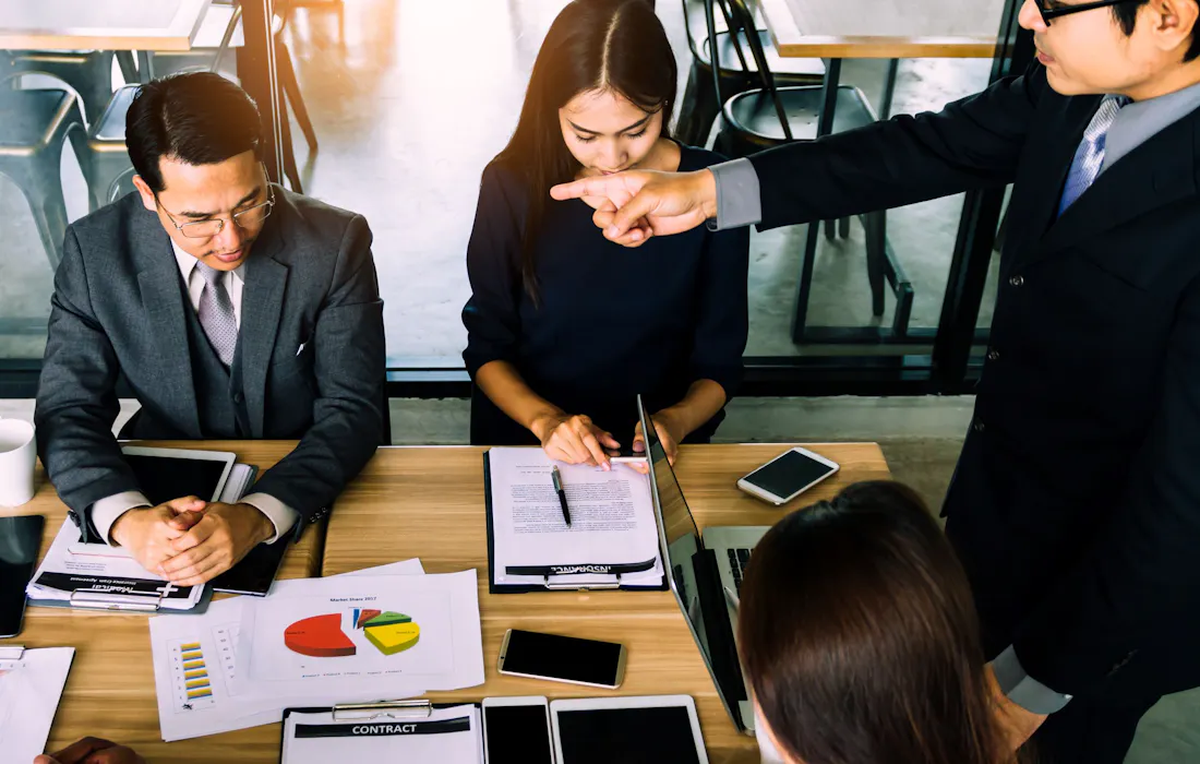 How to Deal With an Intimidating Boss | Big Golden Pineapple