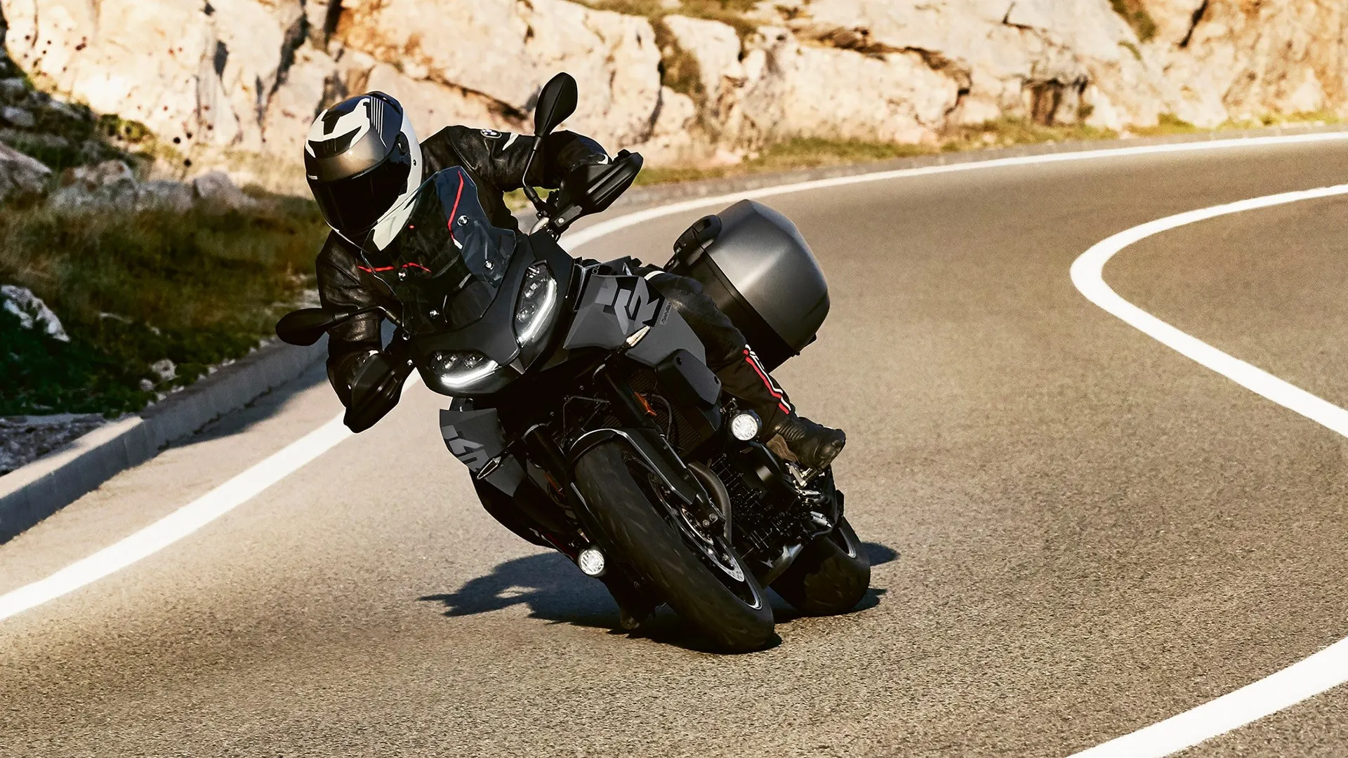 BMW F 900 XR Triple Black | Best Prices & Test Rides | Bikebiz Sydney