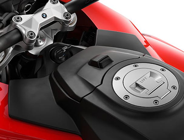 BMW S 1000 XR compartment