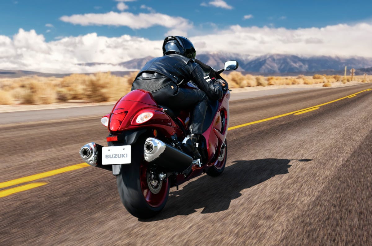Suzuki Hayabusa in action on the road