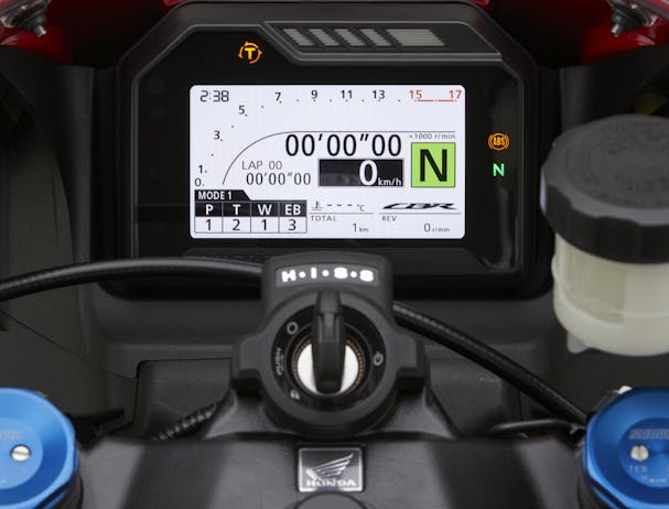 Honda CBR600RR speedometer