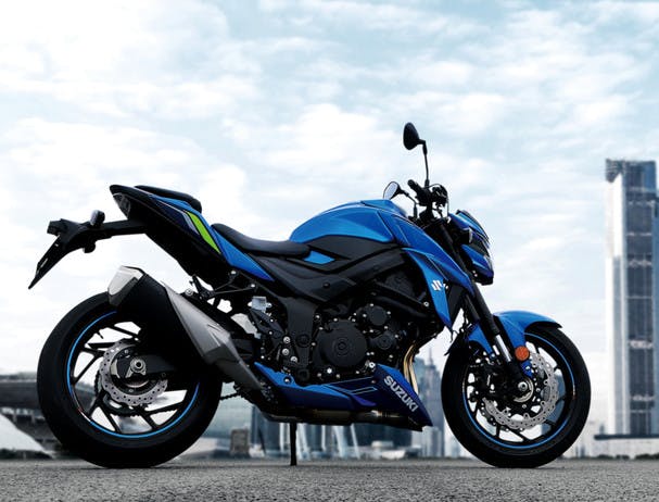 SUZUKI GSX-S750 parked