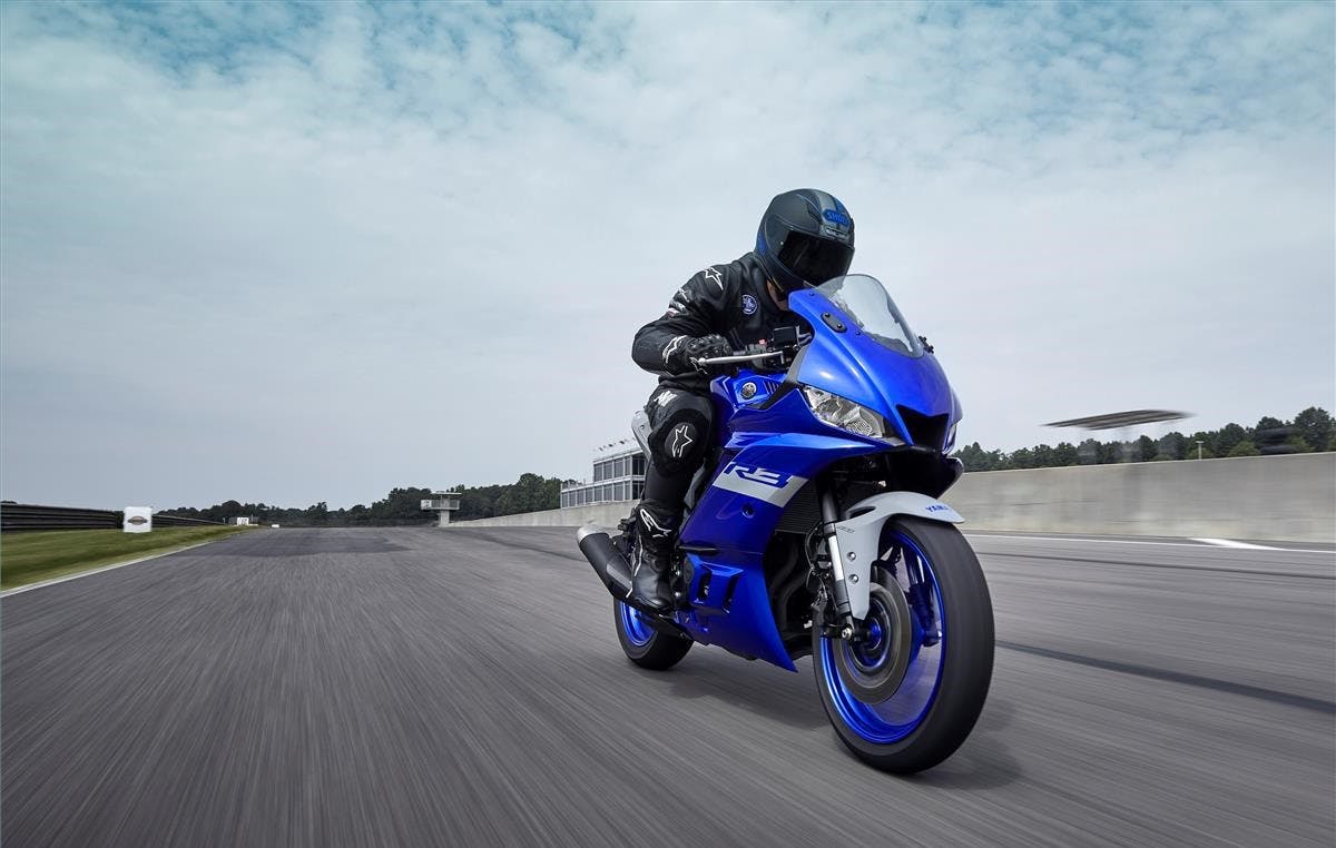 Yamaha YZF-R3 in team yamaha blue colour in action on race track