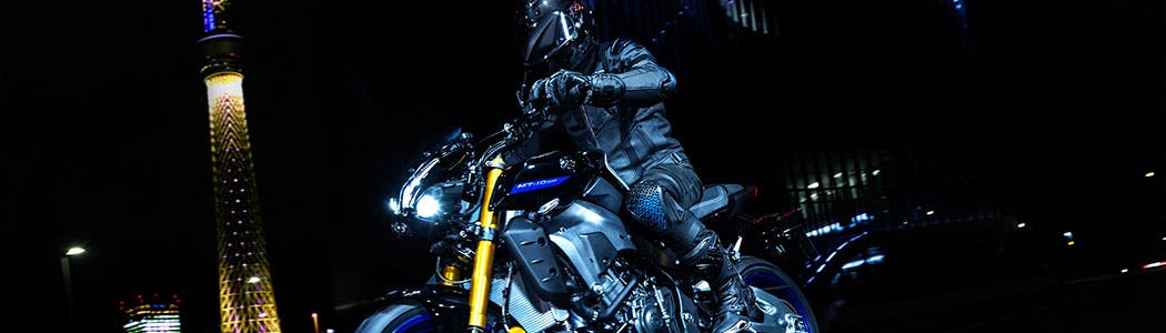 Yamaha MT-10SP on the road
