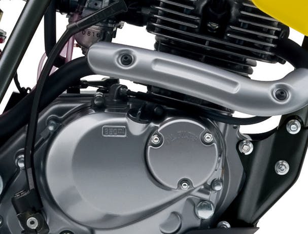 SUZUKI DR-Z125 engine