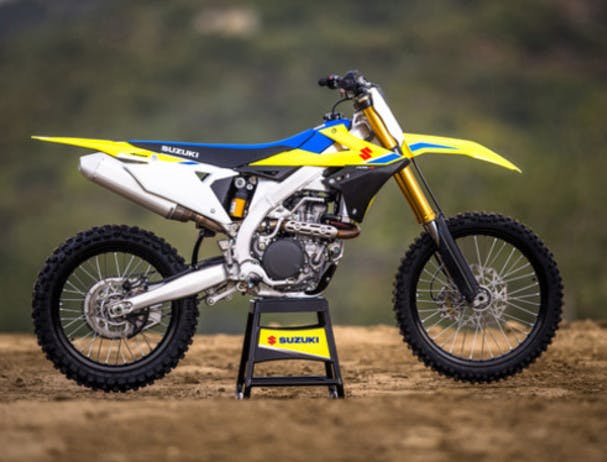 SUZUKI RM-Z450 in champion yellow no.2 colour