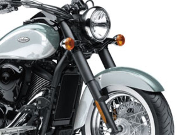 Kawasaki Vulcan 900 Classic's front forks