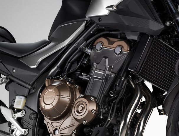Honda CB500F engine