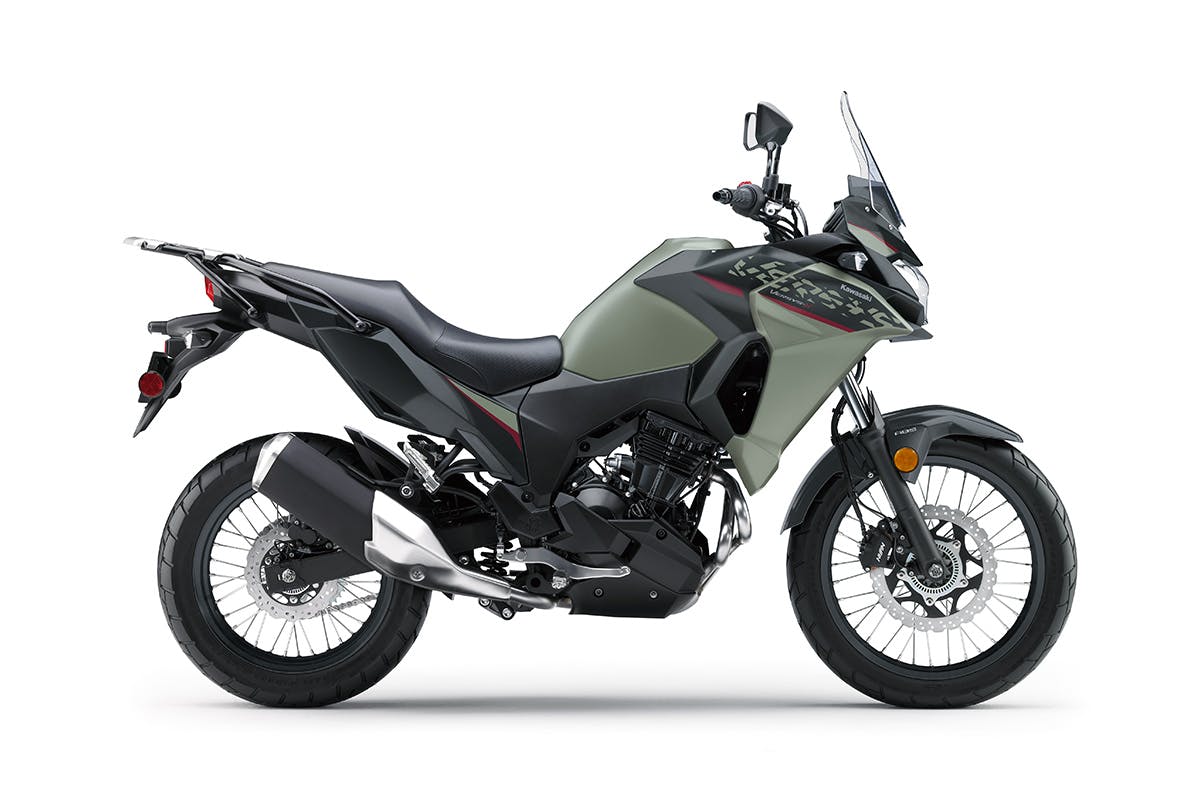 Kawasaki Versys-X 300 in Pearl Matte Sage Green / Metallic Matte Carbon Gray colour