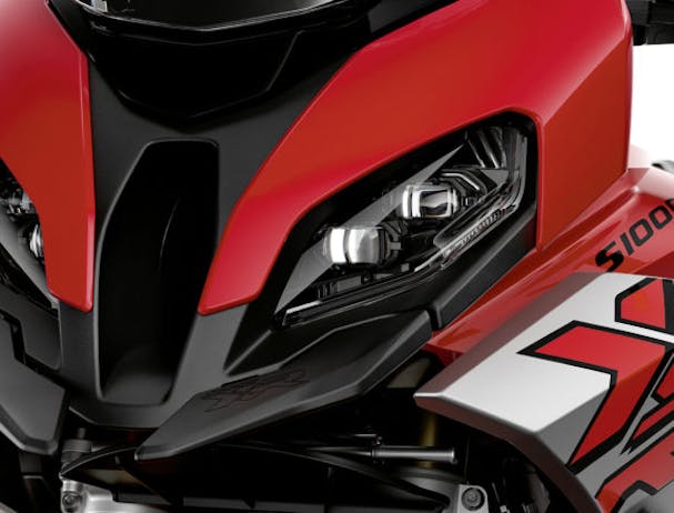 BMW S 1000 XR headlight