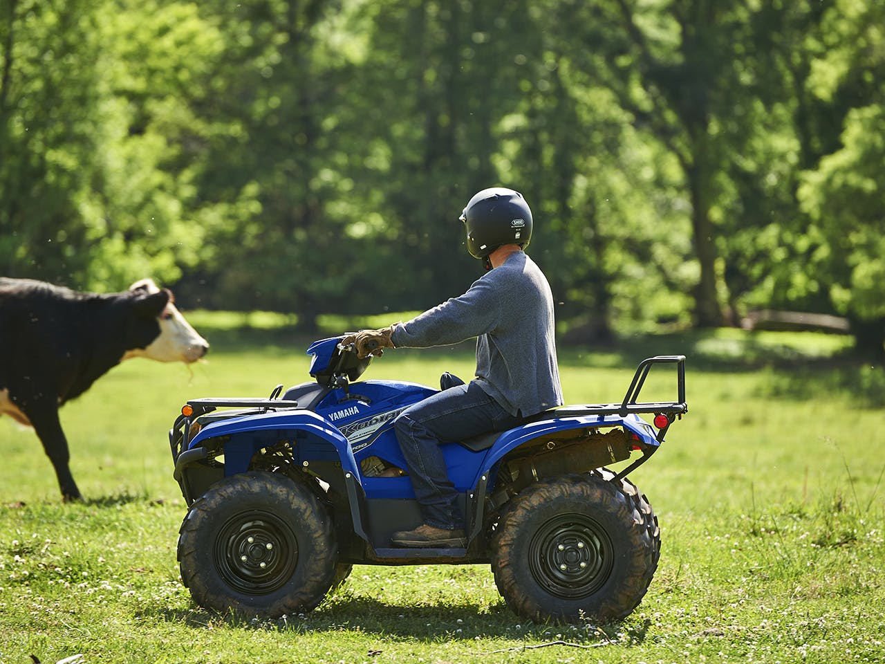 Yamaha Kodiak 700 EPS on a farm road